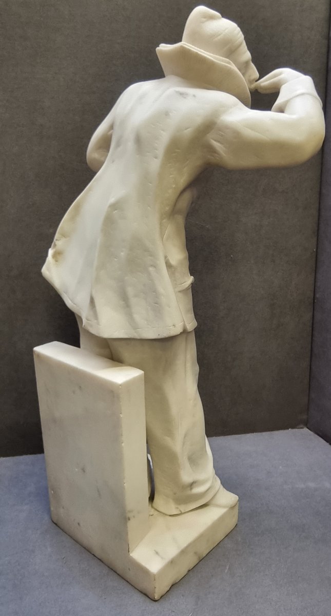 Sculpture de Pierrot en marbre statuaire - J. Van der Kemp - Début du XXe siècle-photo-3
