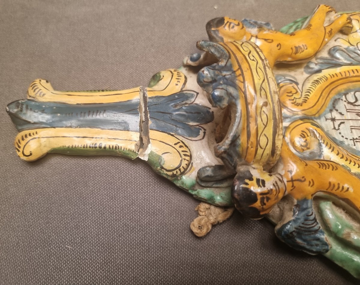 Majolica Holy Water Font — Late 17th Century — Southern Italy-photo-3