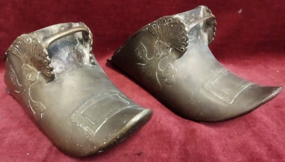 Paire d'étriers anciens en laiton - XIXe siècle