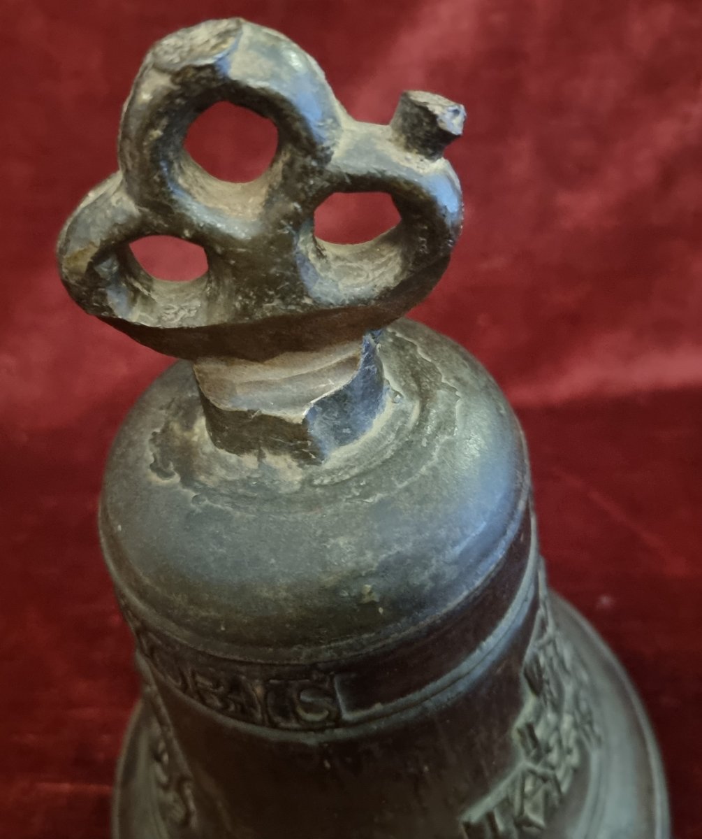 Cloche en bronze -  ATTOLLITE PORTAS PRINCIPES VESTROS A D 1712-photo-2