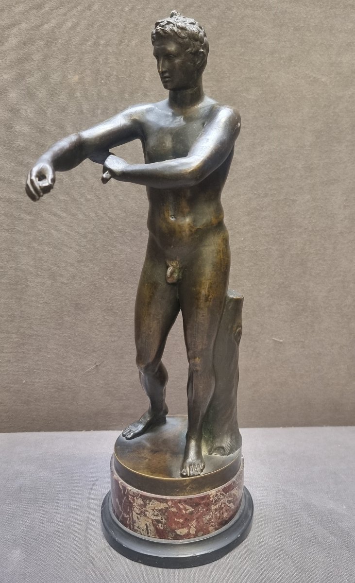 Bronze Sculpture Depicting Apoxyomenos - 19th Century