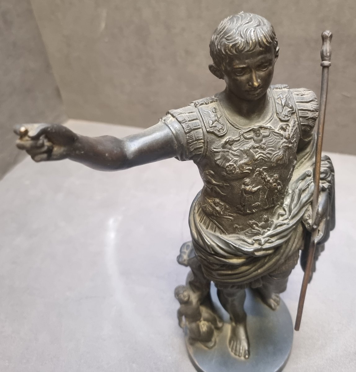Bronze Sculpture Depicting Emperor Caesar Octavian Augustus-photo-5