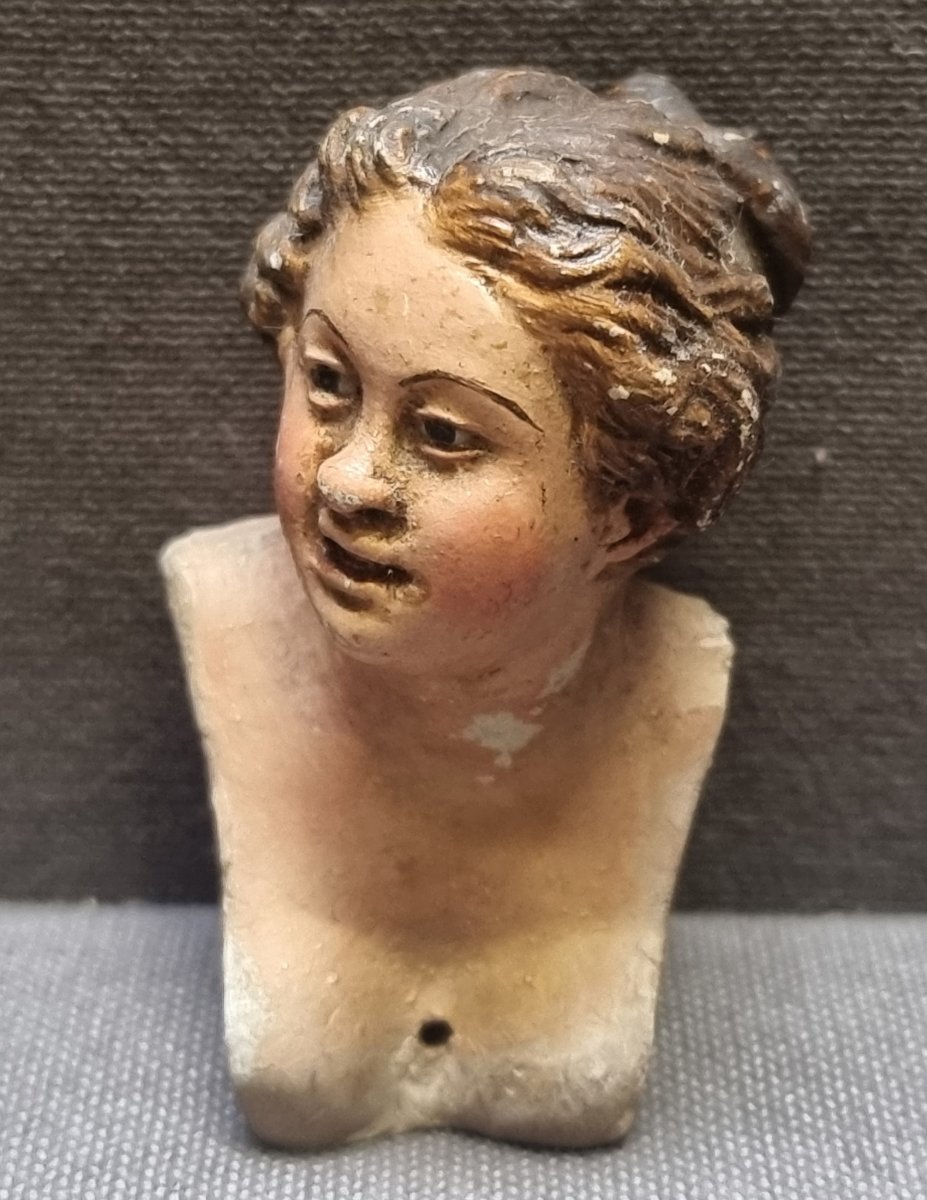 CRÈCHE NAPOLITAINE - FEMME DU PEUPLE - TÊTE EN TERRE CUITE avec YEUX EN VERRE - Milieu du XIXe 