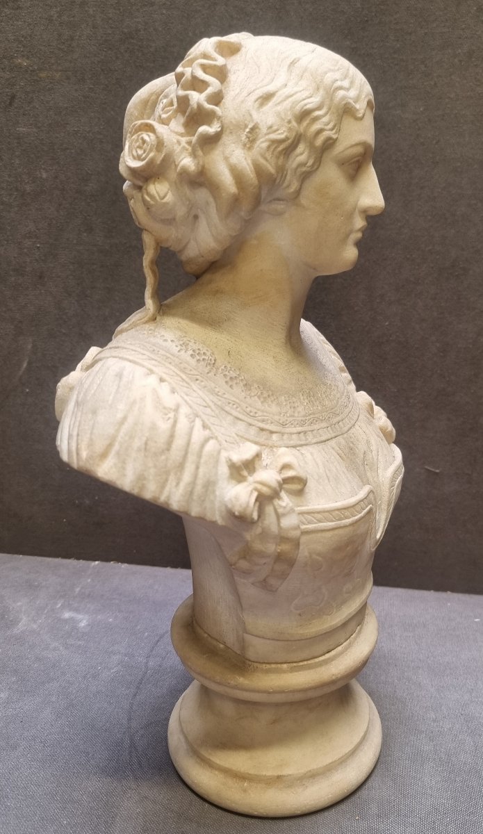 Statuary Marble Bust Of A Woman - Mid-19th Century-photo-3