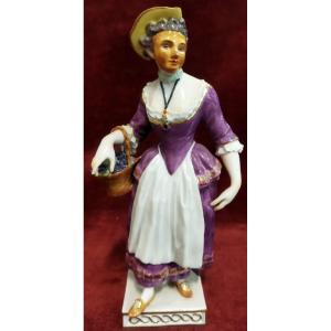 Figurine « Ortolana » en porcelaine peinte  Meissen - début du XXe siècle