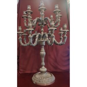Candélabre en argent 800 - 17 lumières - Modèle Louis XVI - Orfèvre : Fernando Genazzani (Flore