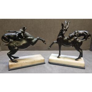 Pair Of Bronze Sculptures With Marble Bases - Dogs Fighting With Deer