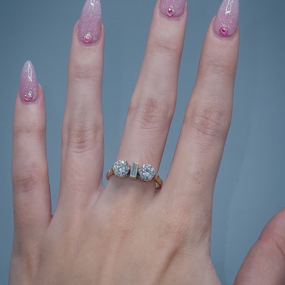 Bague Art Déco Toi Et Moi Sertie De Deux Diamants De Respectivement