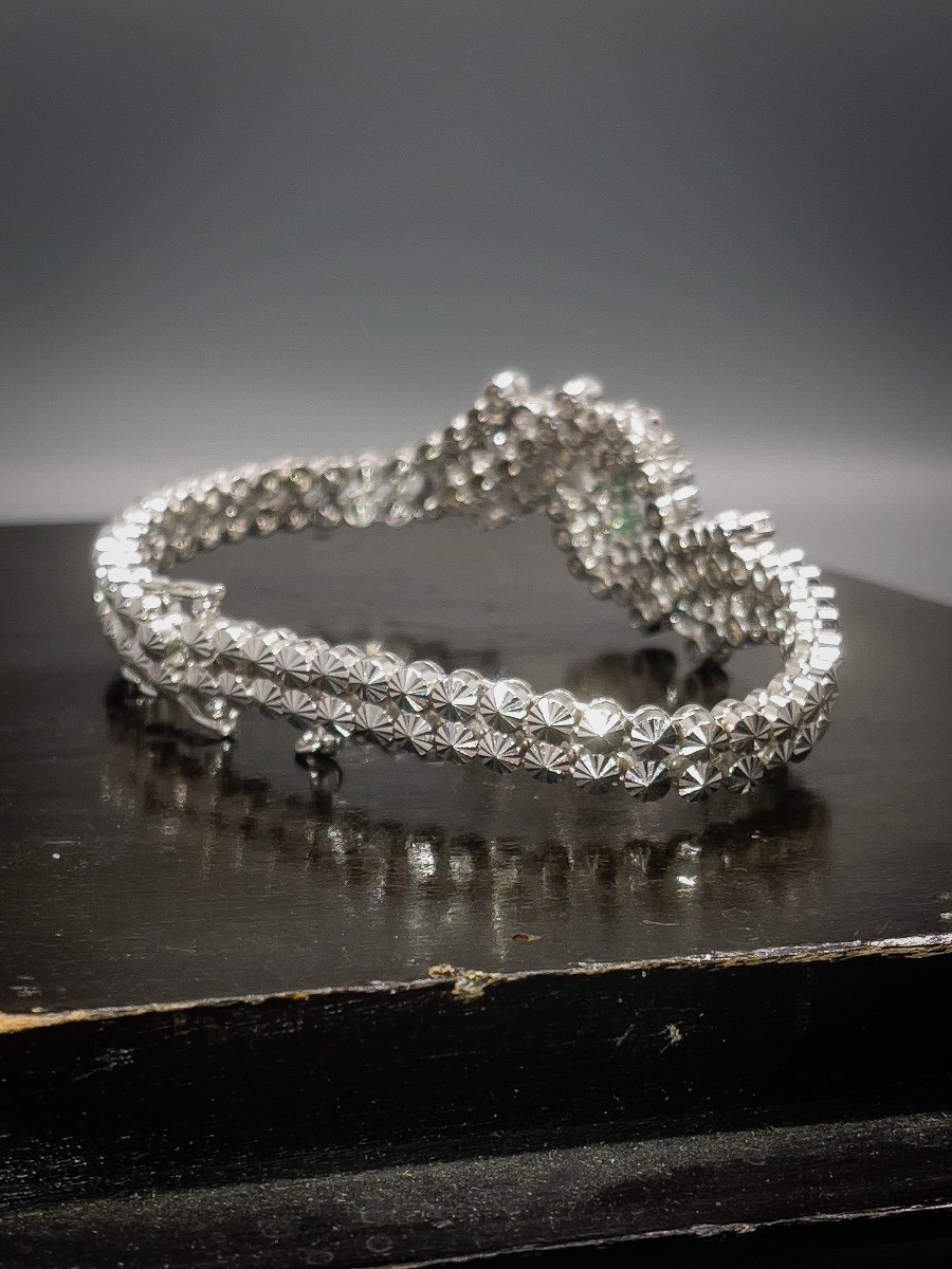18 K White Gold Bracelet Set With A Tanzanian Emerald-photo-3