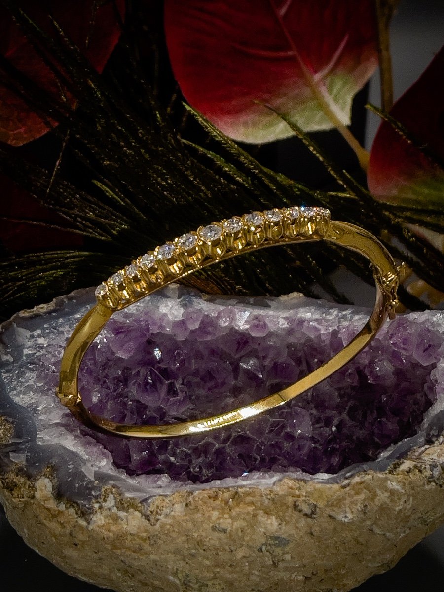 18 K Yellow Gold Rigid Bracelet Set With Brilliant Cut Diamonds-photo-3