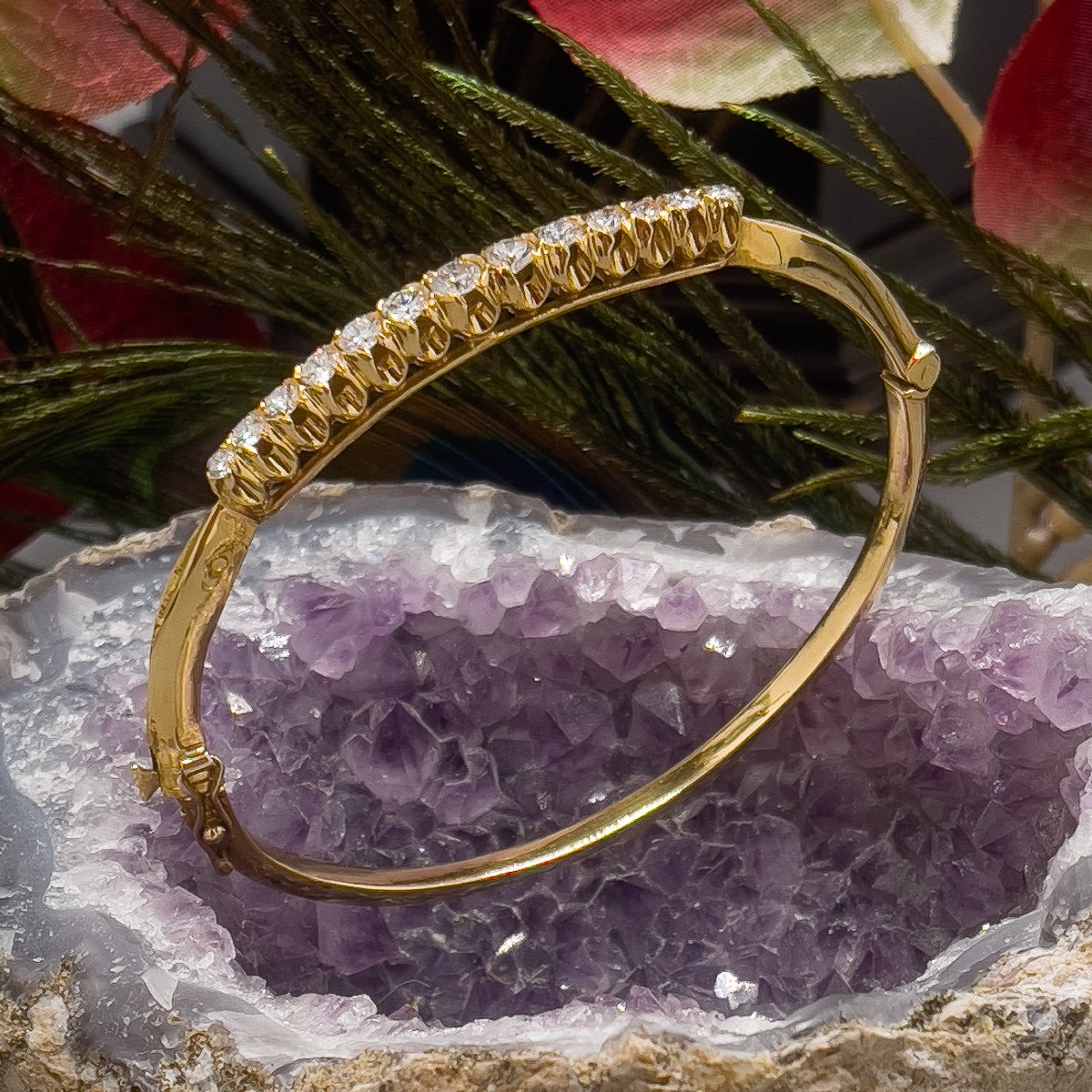 18 K Yellow Gold Rigid Bracelet Set With Brilliant Cut Diamonds