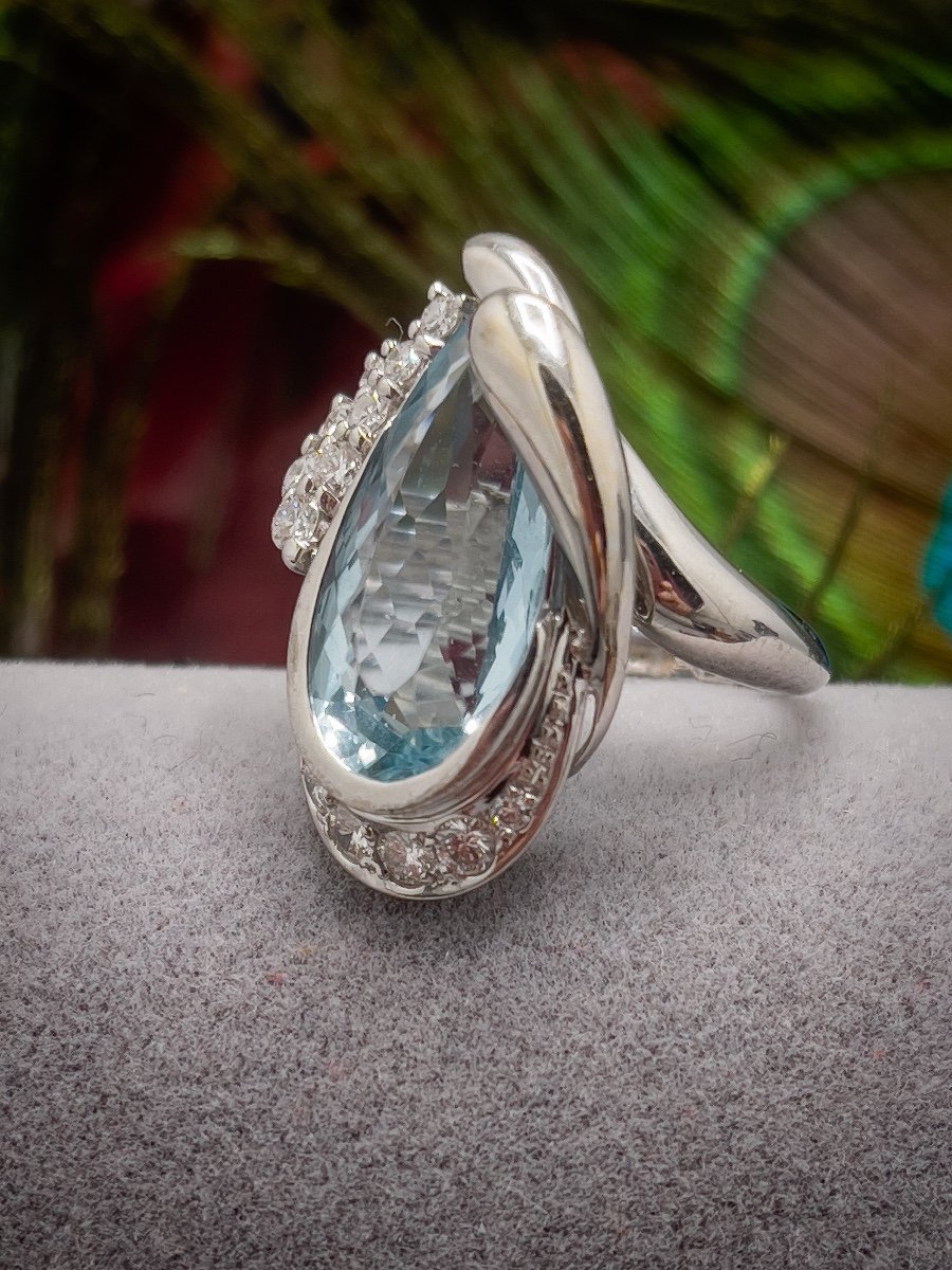  Bague Or Blanc 18 K Sertie D’une Aigue-marine “poire” de 8,5 Carats-photo-2