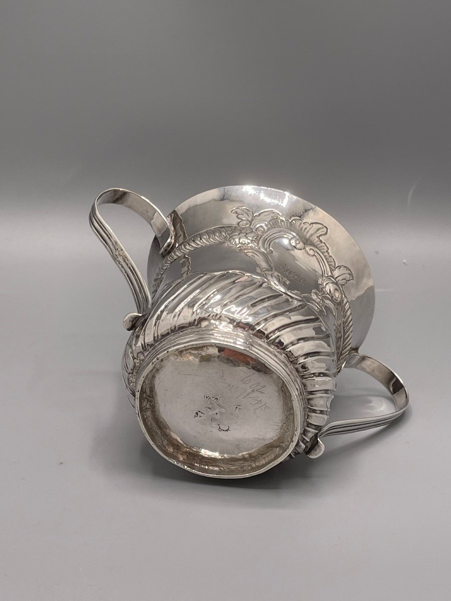 Porringer London 1742 John Beard-photo-2