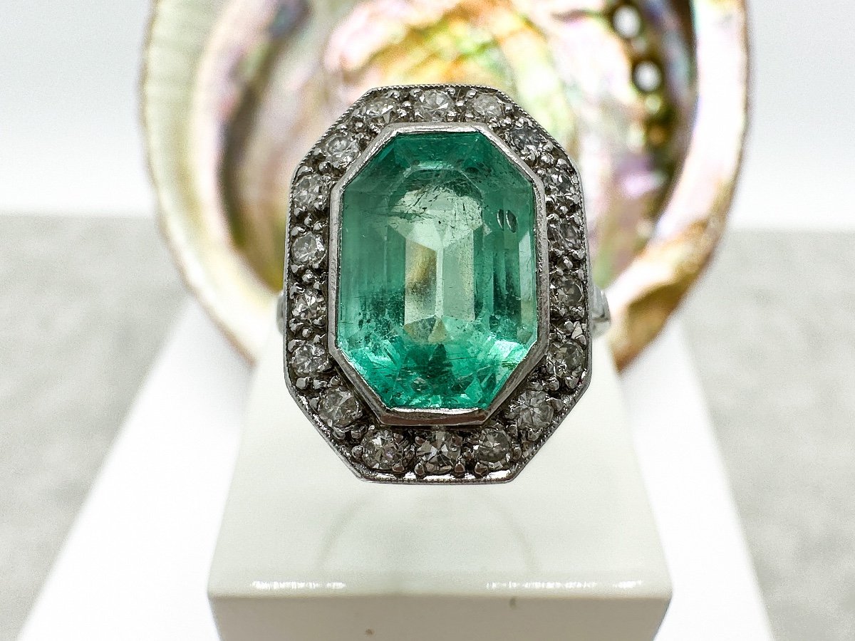 Art Deco Ring In Platinum Set With An Important Colombian Emerald-photo-3