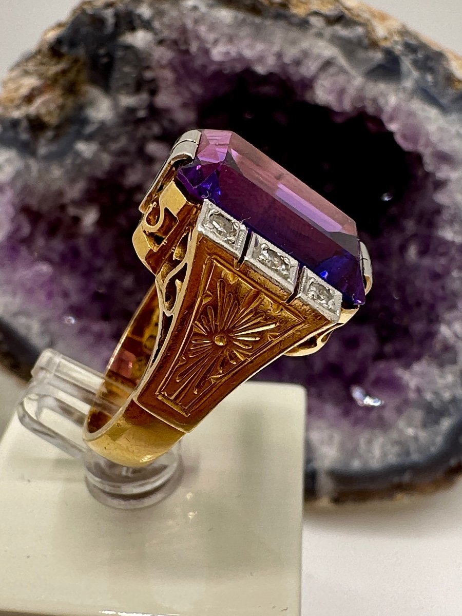 Tank Ring Set With An Amethyst And Shouldered With 2 Lines Of Diamonds-photo-1