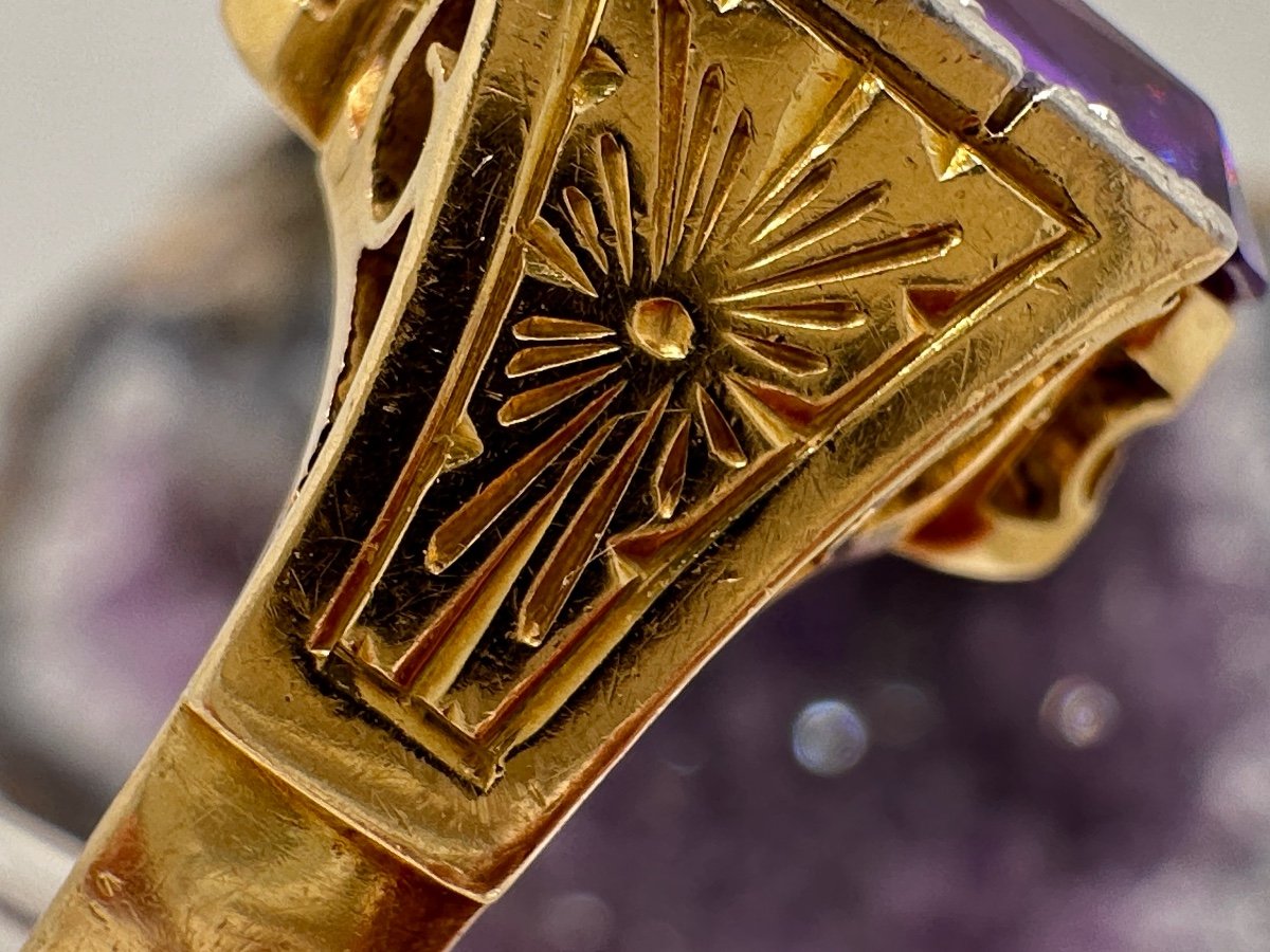Tank Ring Set With An Amethyst And Shouldered With 2 Lines Of Diamonds-photo-4