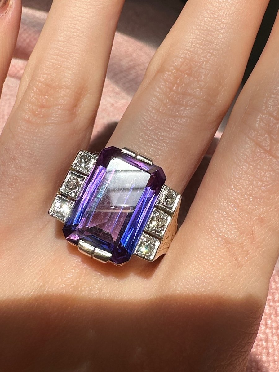 Tank Ring Set With An Amethyst And Shouldered With 2 Lines Of Diamonds-photo-8