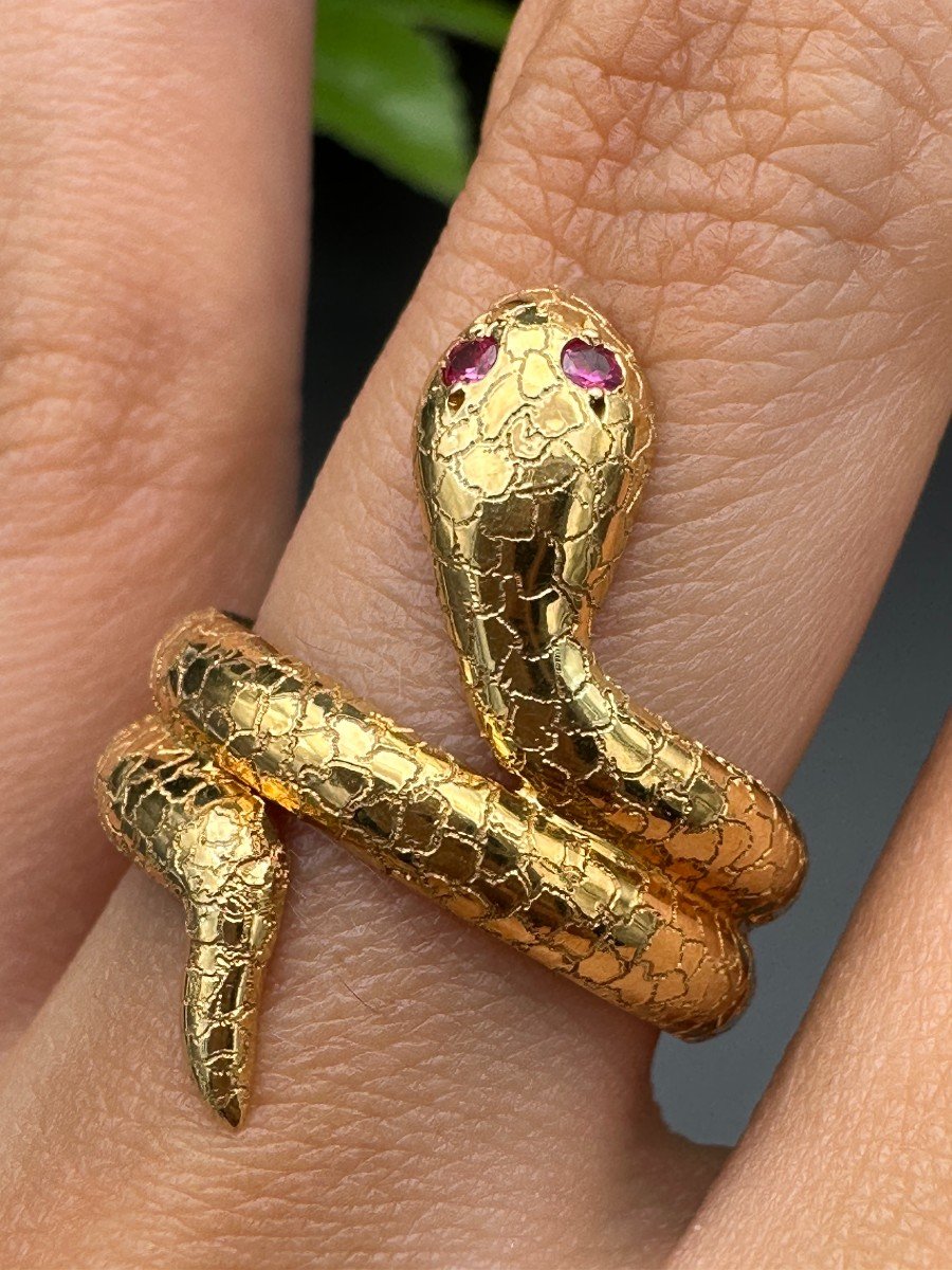 Vintage Snake Ring In 18k Gold, Set With Rubies-photo-5