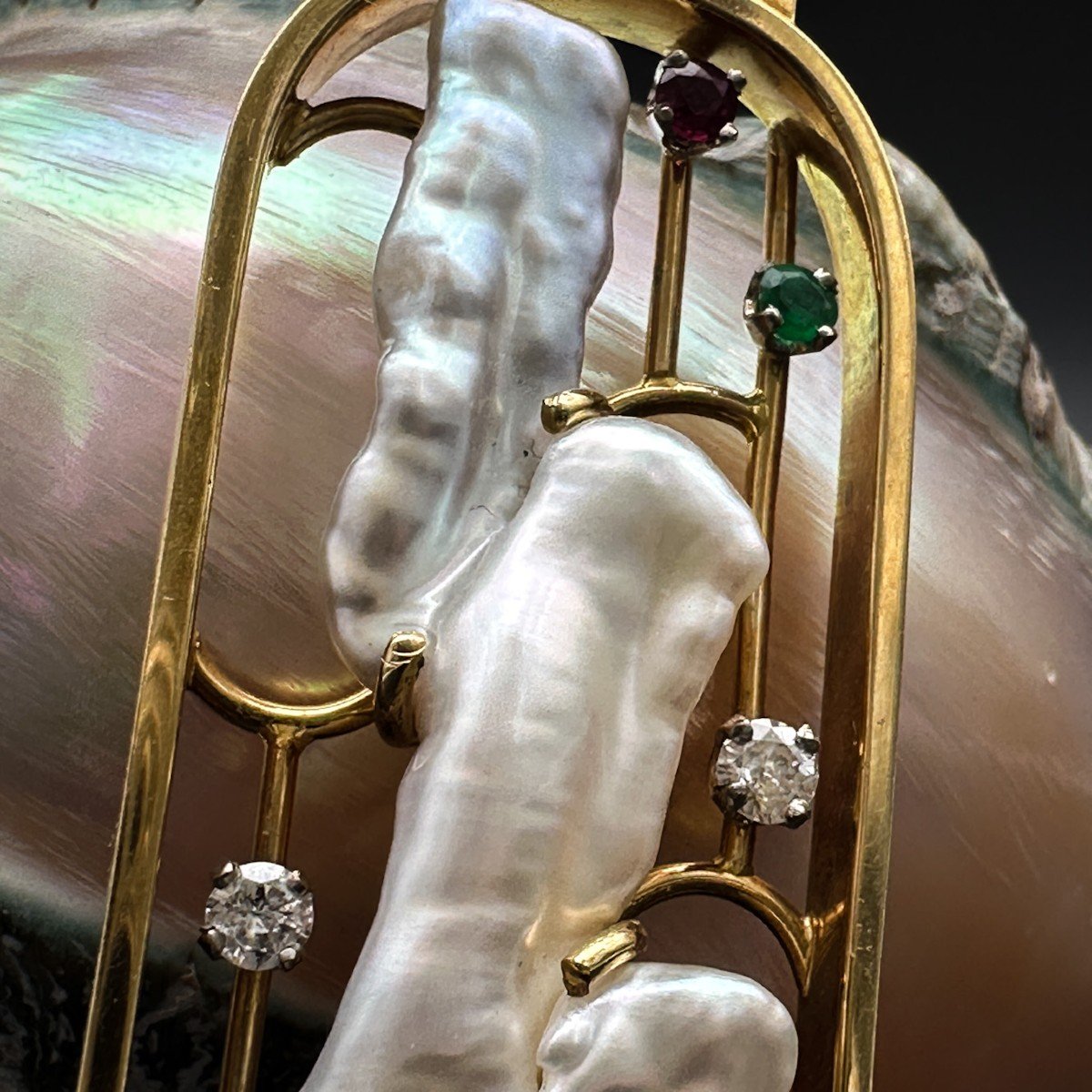 Vintage Pendant In 18k Gold Set With An Imposing Baroque Pearl-photo-3