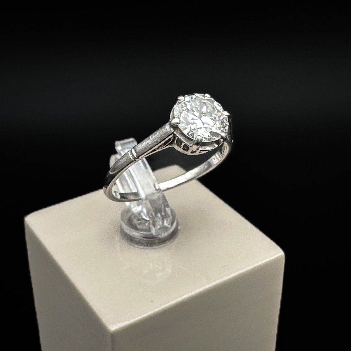 Vintage Solitaire Ring In Platinum, Set With A Diamond-photo-2