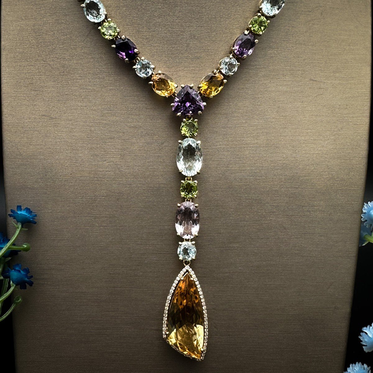  Necklace With Colored Stones-photo-3