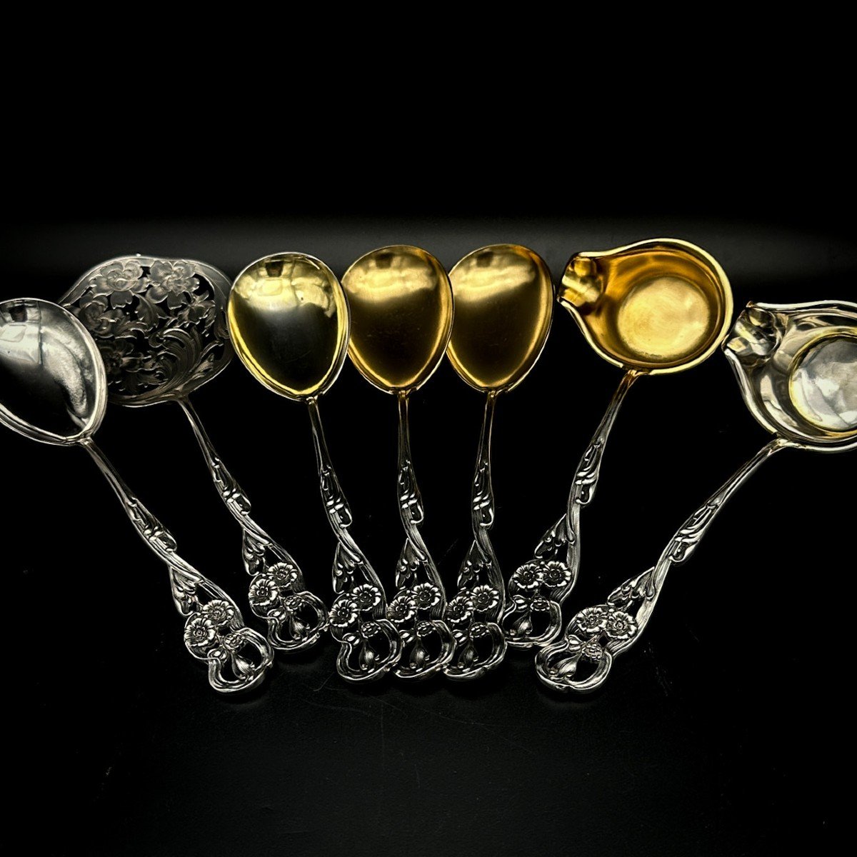 Set Of Art-nouveau Serving Cutlery In Sterling Silver And Vermeil