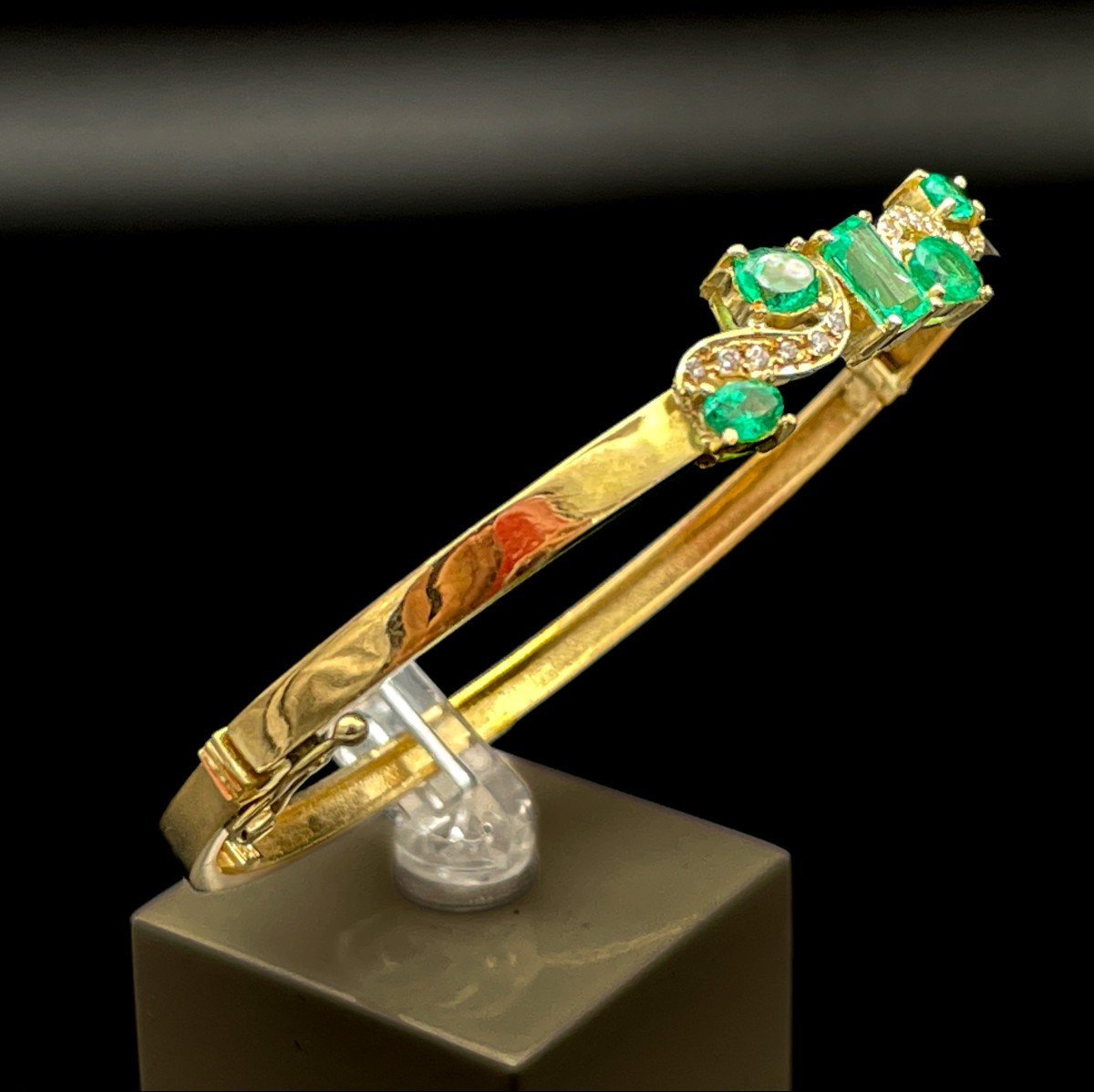 Vintage Emerald Marquise And Diamond Bracelet-photo-4