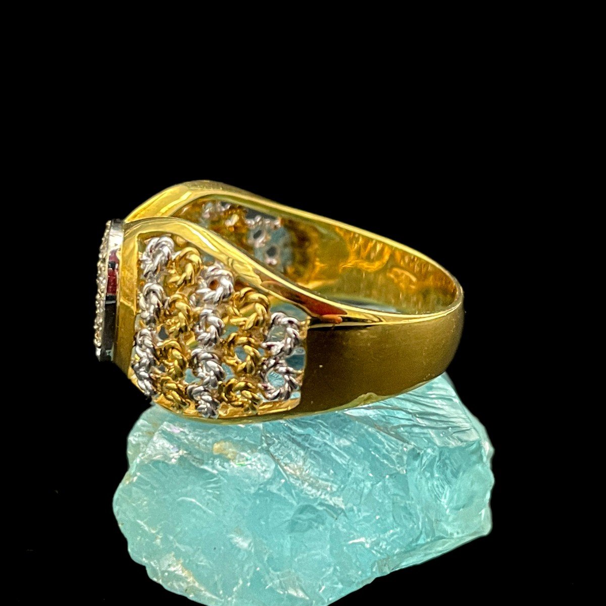 Vintage Gold And Diamond Ring-photo-1