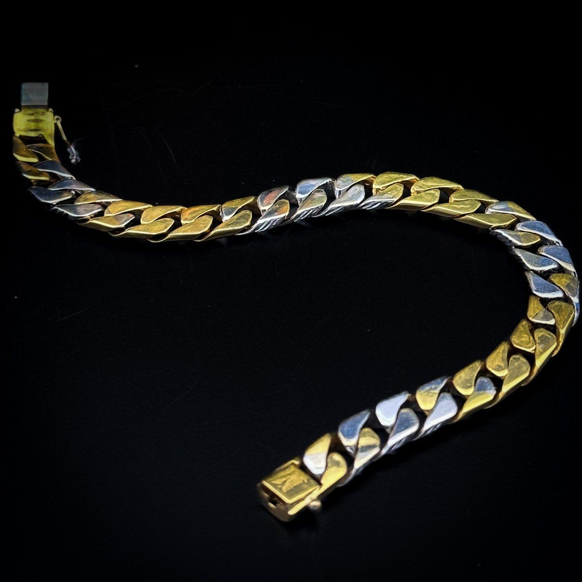 Vintage 18k Gold Bracelet Set With Diamonds.-photo-4