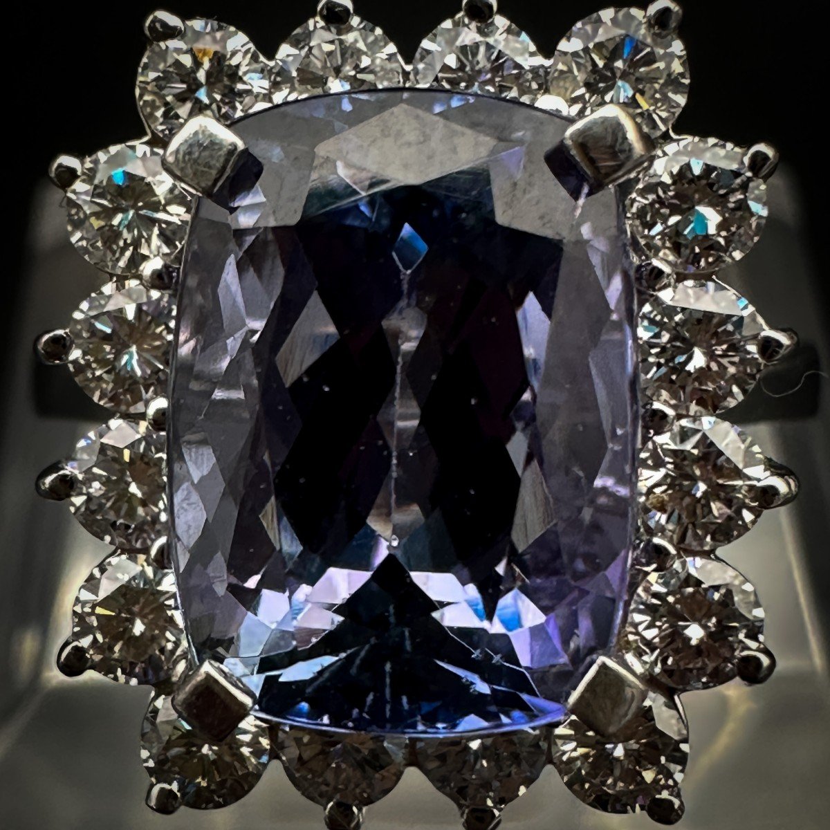 Tanzanite Ring 18 K White Gold Set With A 5.57 Carat Tanzanite-photo-2