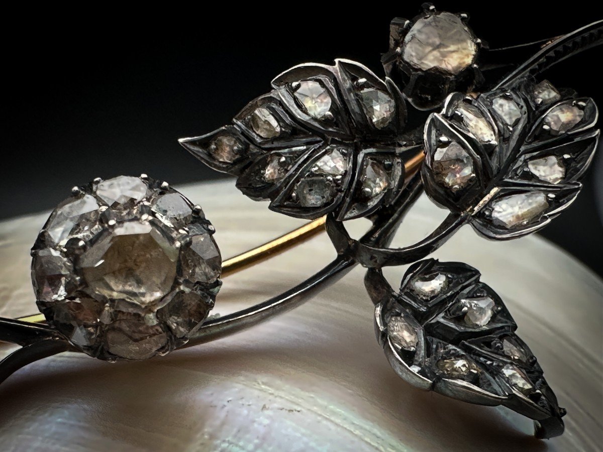 Brooch Called “trembleuse” Gold And Silver Set With Old “rose” Cut Diamonds-photo-4