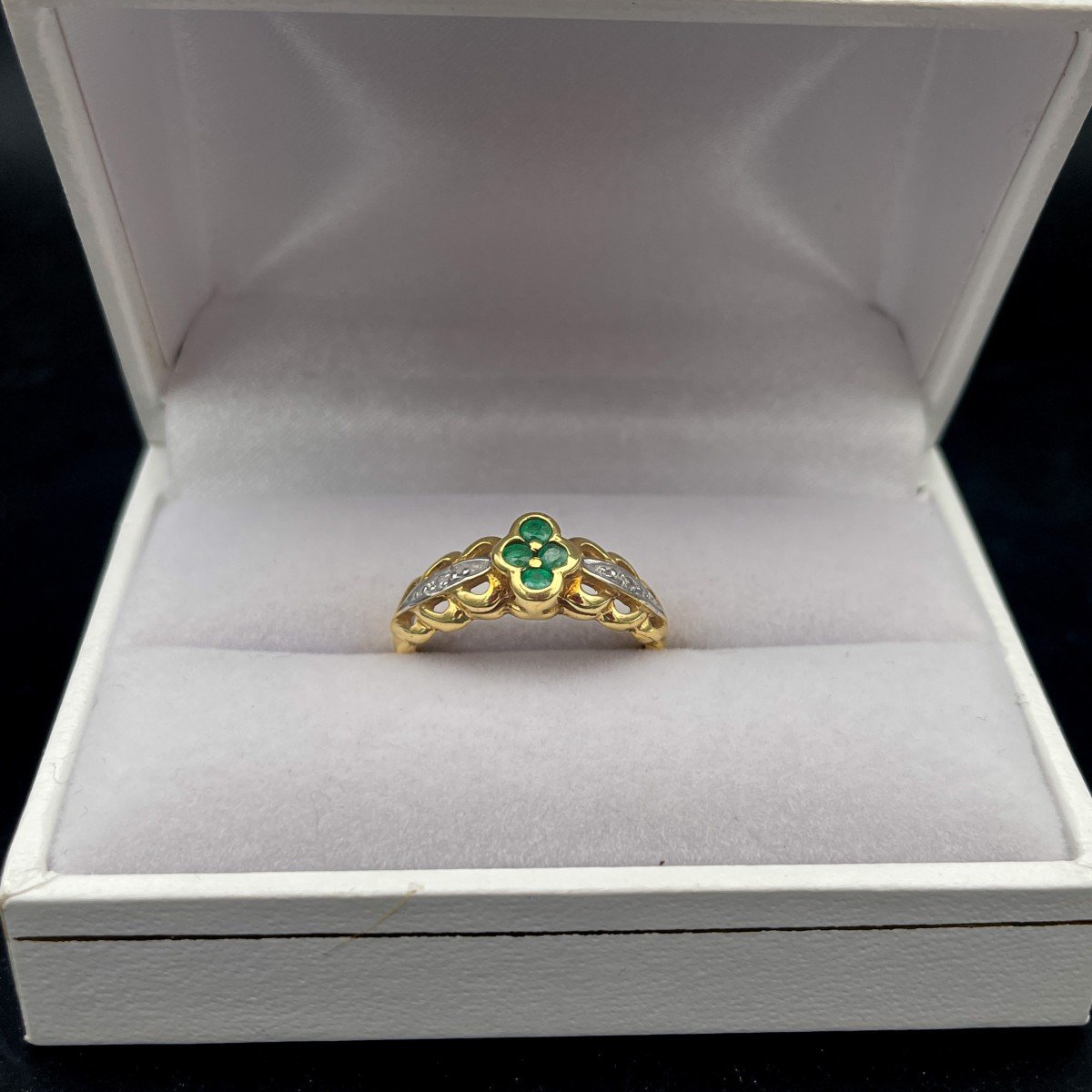 Emerald And Diamond Ring-photo-2