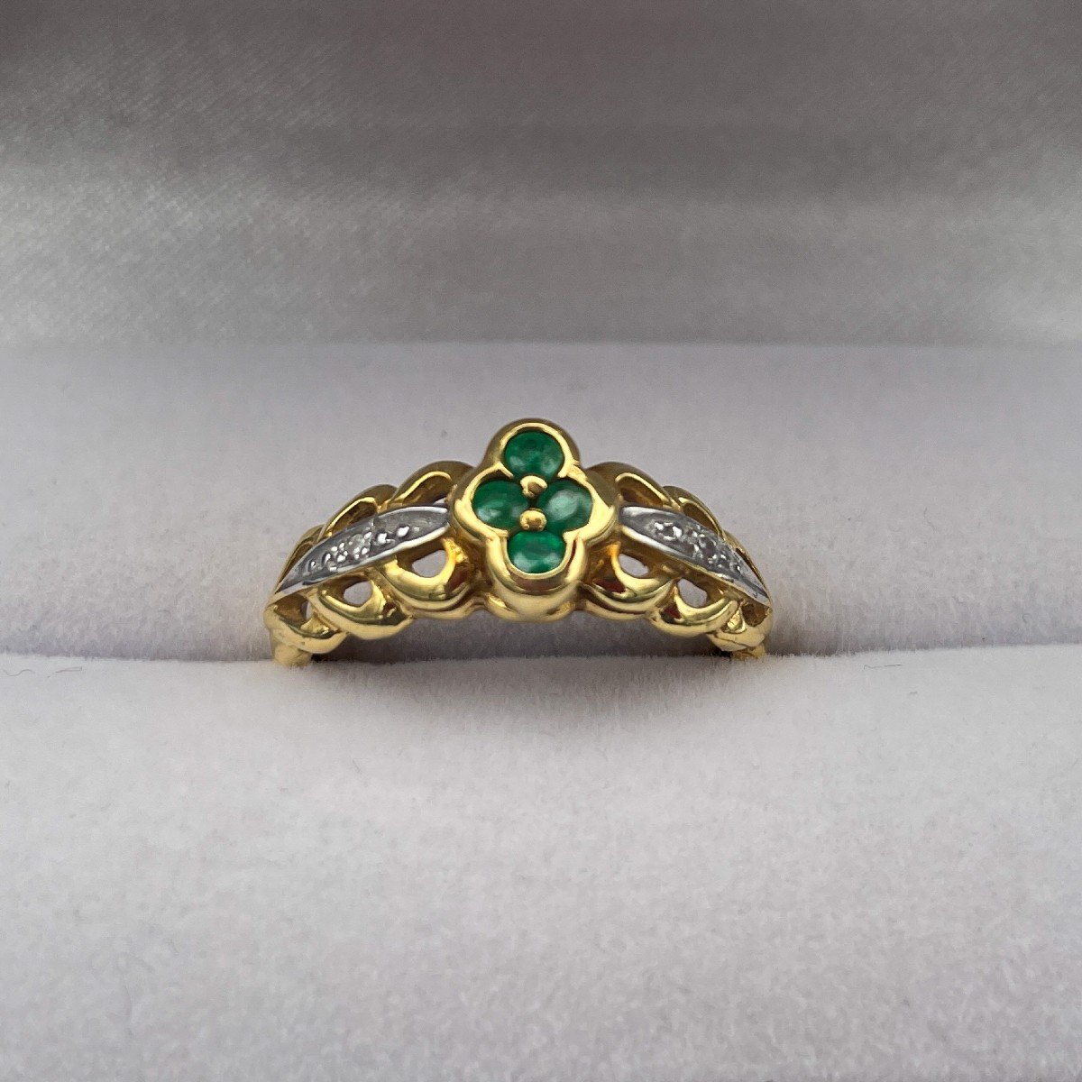Emerald And Diamond Ring-photo-3