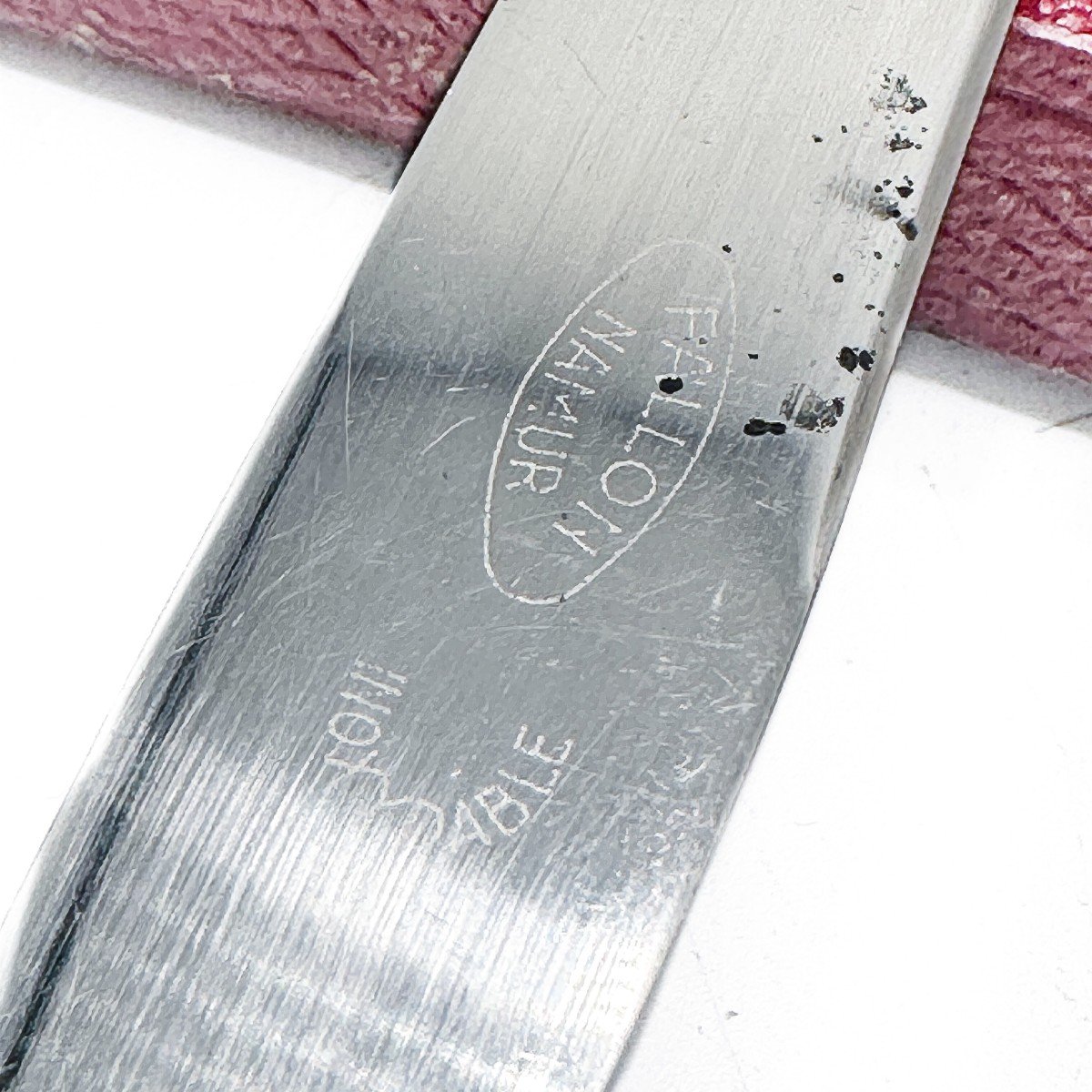 Ensemble De Couteaux En Argent Massif Modèle Dit «  Crosse ». -photo-1