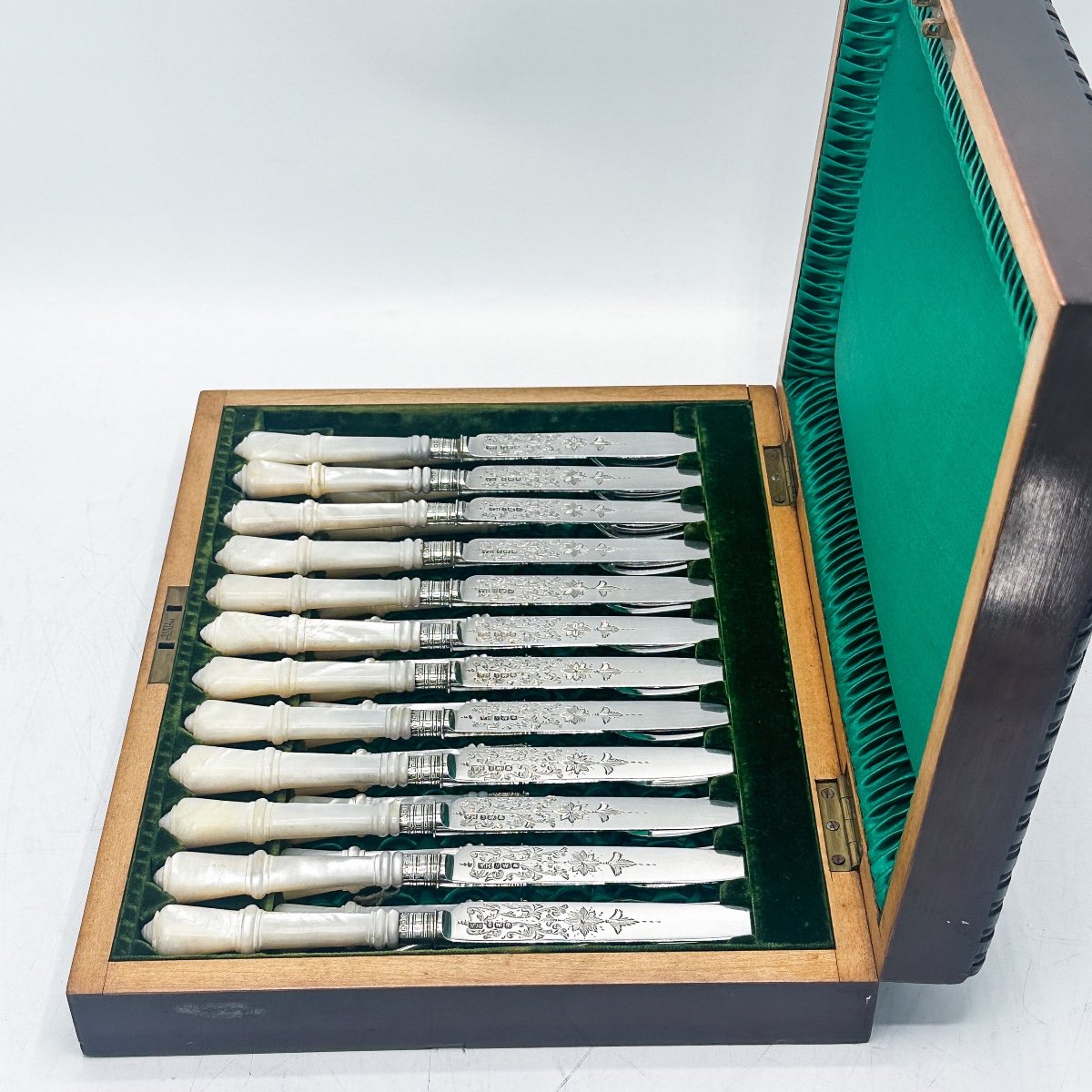 Set Of Fish Cutlery For 12 People Sterling Silver And Mother-of-pearl Handles -photo-3