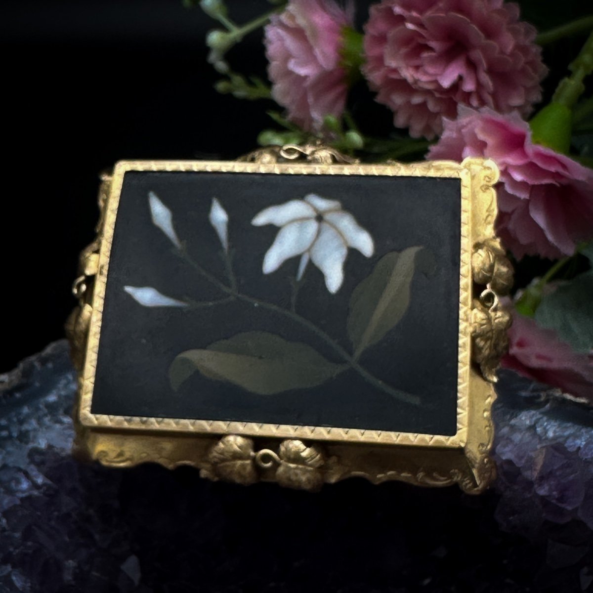 Broche" Grand Tour" Pitra Dura Monté Sur Or 18k 