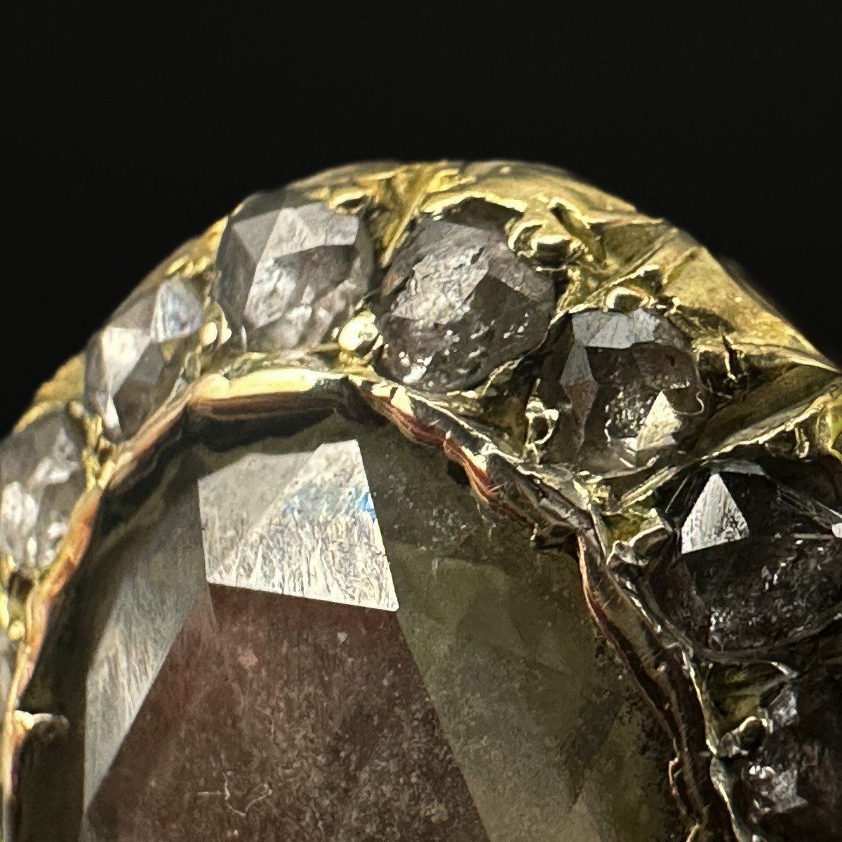 Late 18th Century Ring Set In Its Center With An Important Rose-cut Diamond-photo-1