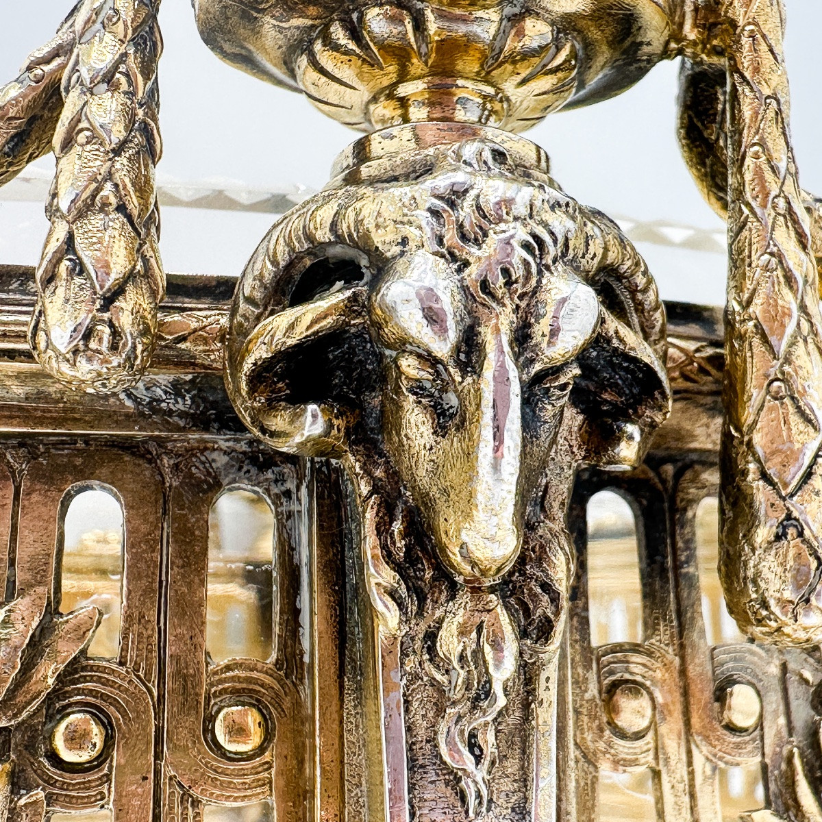 Wolfers – Jardinière De Style Louis XVI En Argent Vermeil, Décor De Têtes De Bouc Et Guirlandes-photo-3