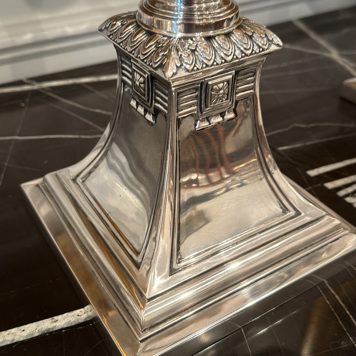 Paire De Candélabres En Argent 800 Millièmes, Koch & Bergfeld, Brême, Fin Du XIXe Siècle  -photo-1