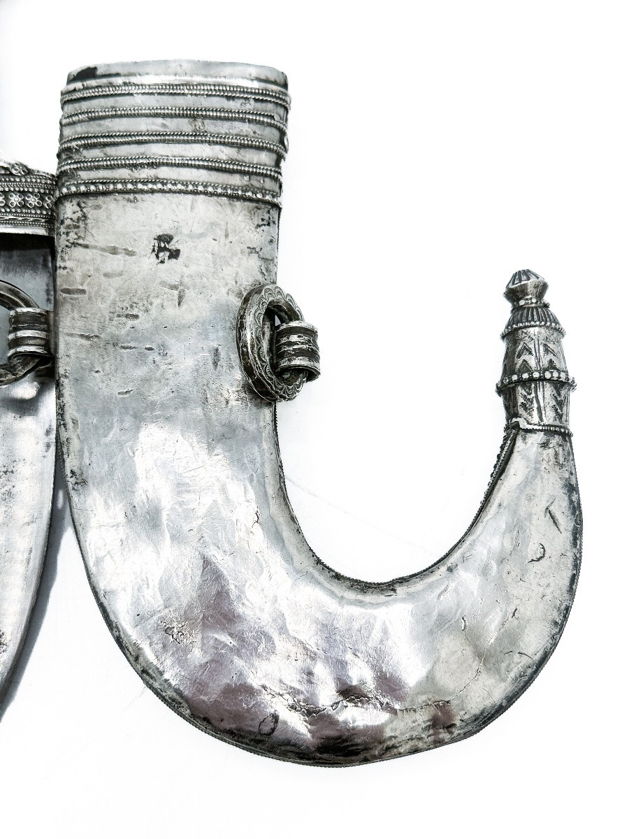 Yemeni Jambiya In Solid Silver – Traditional Dagger-photo-3