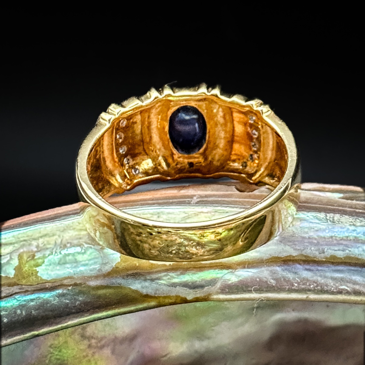 Vintage 18k Gold, Cabochon Sapphire And Diamond Ring – Circa 1980 Vintage Ring 1980-photo-4