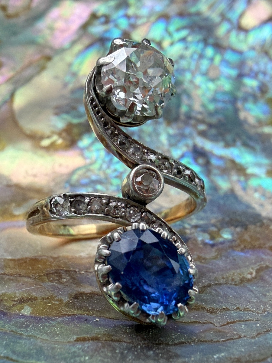 “toi Et Moi” Sapphire And Diamond Ring – Belle époque Period, Circa 1900 “toi Et Moi” Ring-photo-1