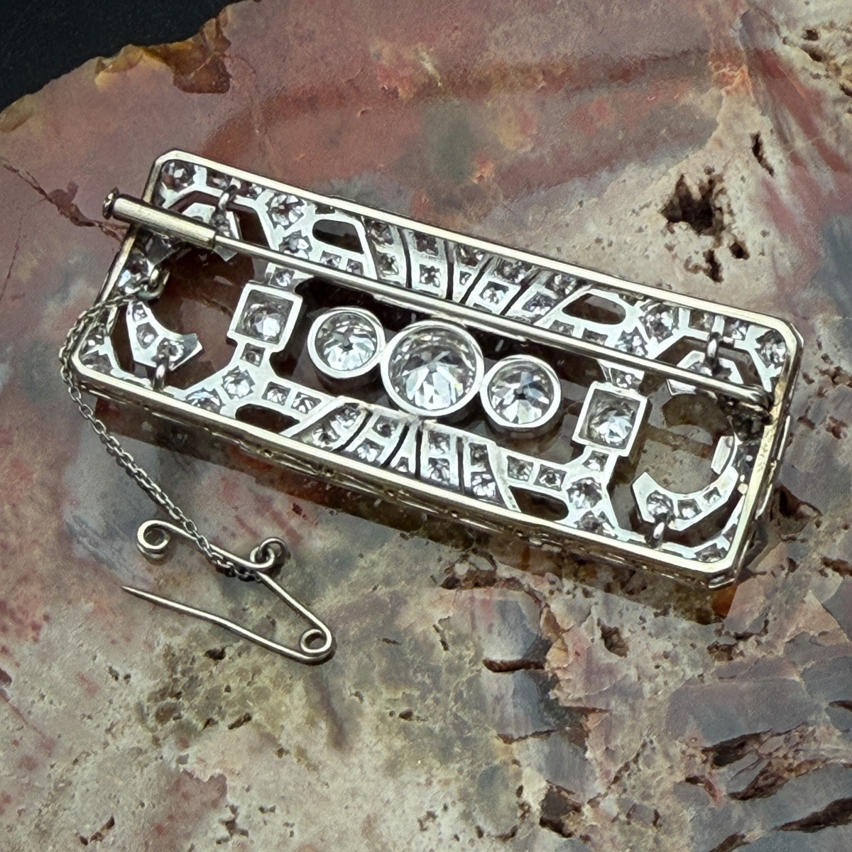 Art Deco Platinum Brooch Set With Old-cut Diamonds – Circa 1920  -photo-5