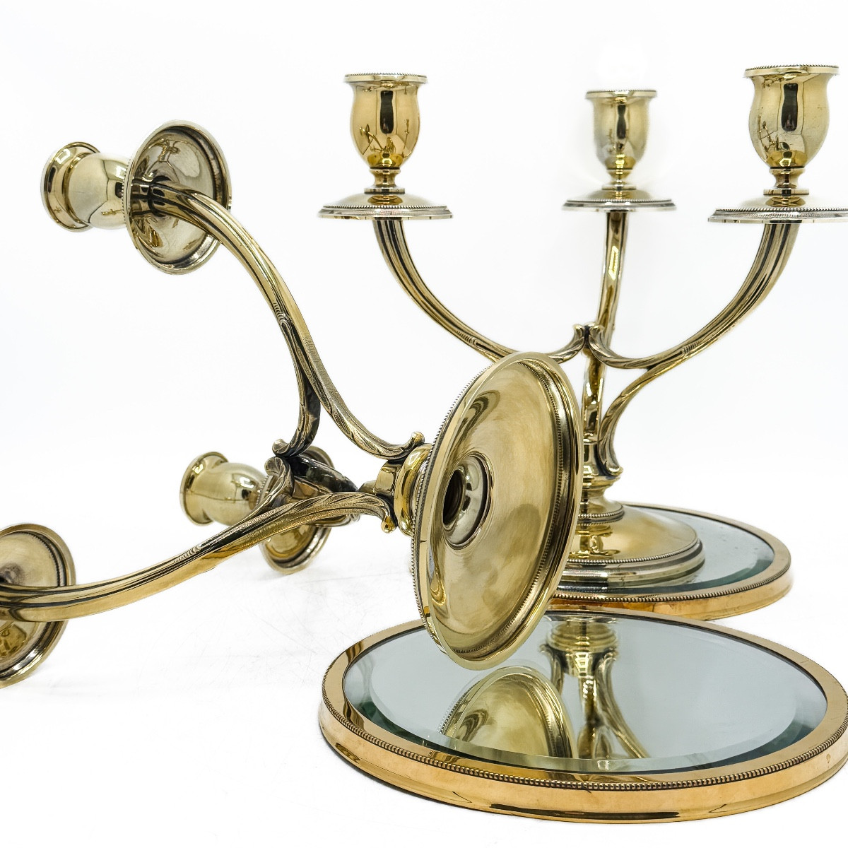 1. Title Wolfers, Silversmith – Pair Of Three-arm Vermeil Candelabra, “perle” Model, On Silver -photo-3