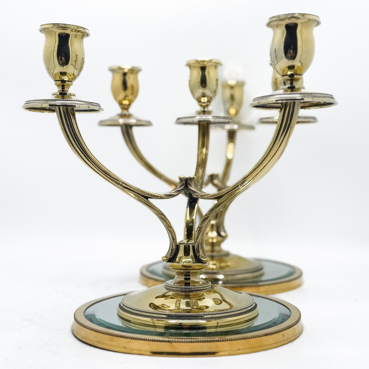 1. Title Wolfers, Silversmith – Pair Of Three-arm Vermeil Candelabra, “perle” Model, On Silver -photo-5