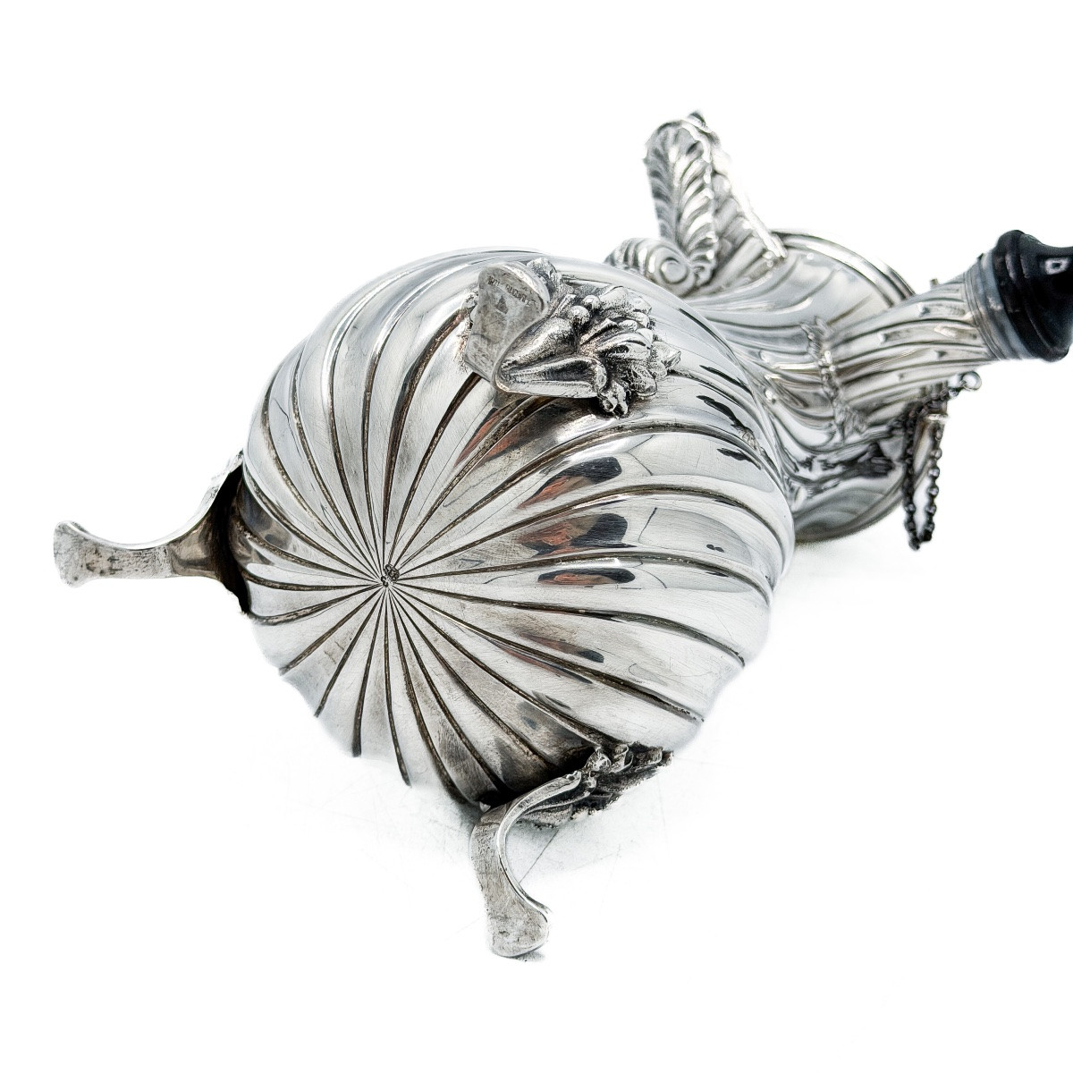 Silver Tripod Chocolate Pot (835), 18th-century Torso Model, Silver Fret And Whisk ⸻ This-photo-3
