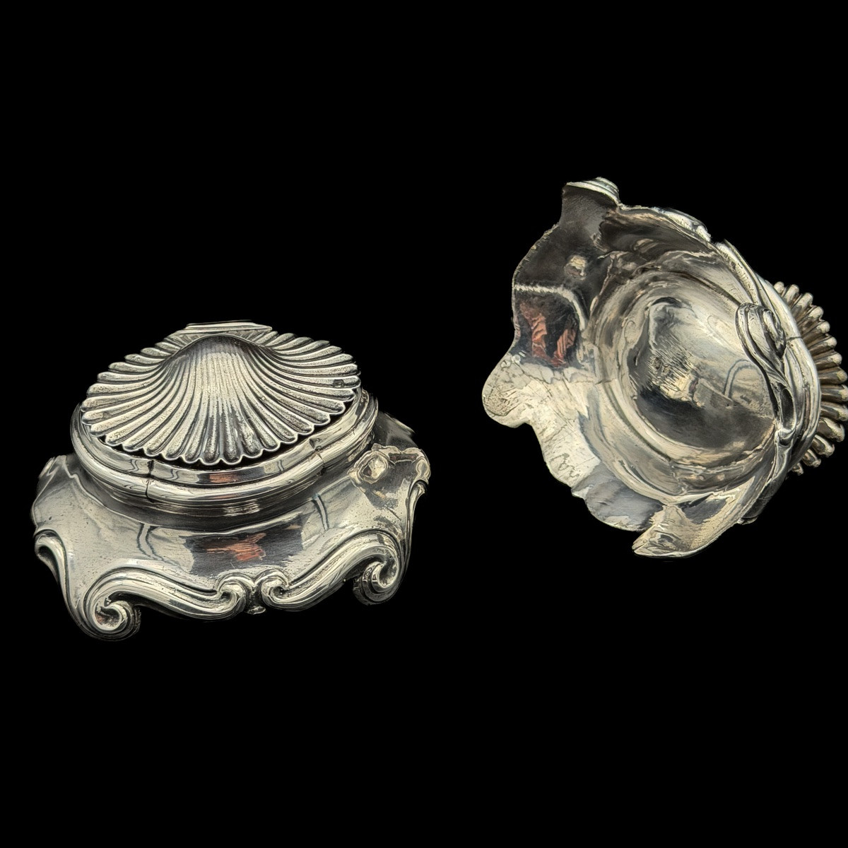 Paire de salerons modèle coquilles en argent fondu, premier titre – France, début XXᵉ siècle-photo-1