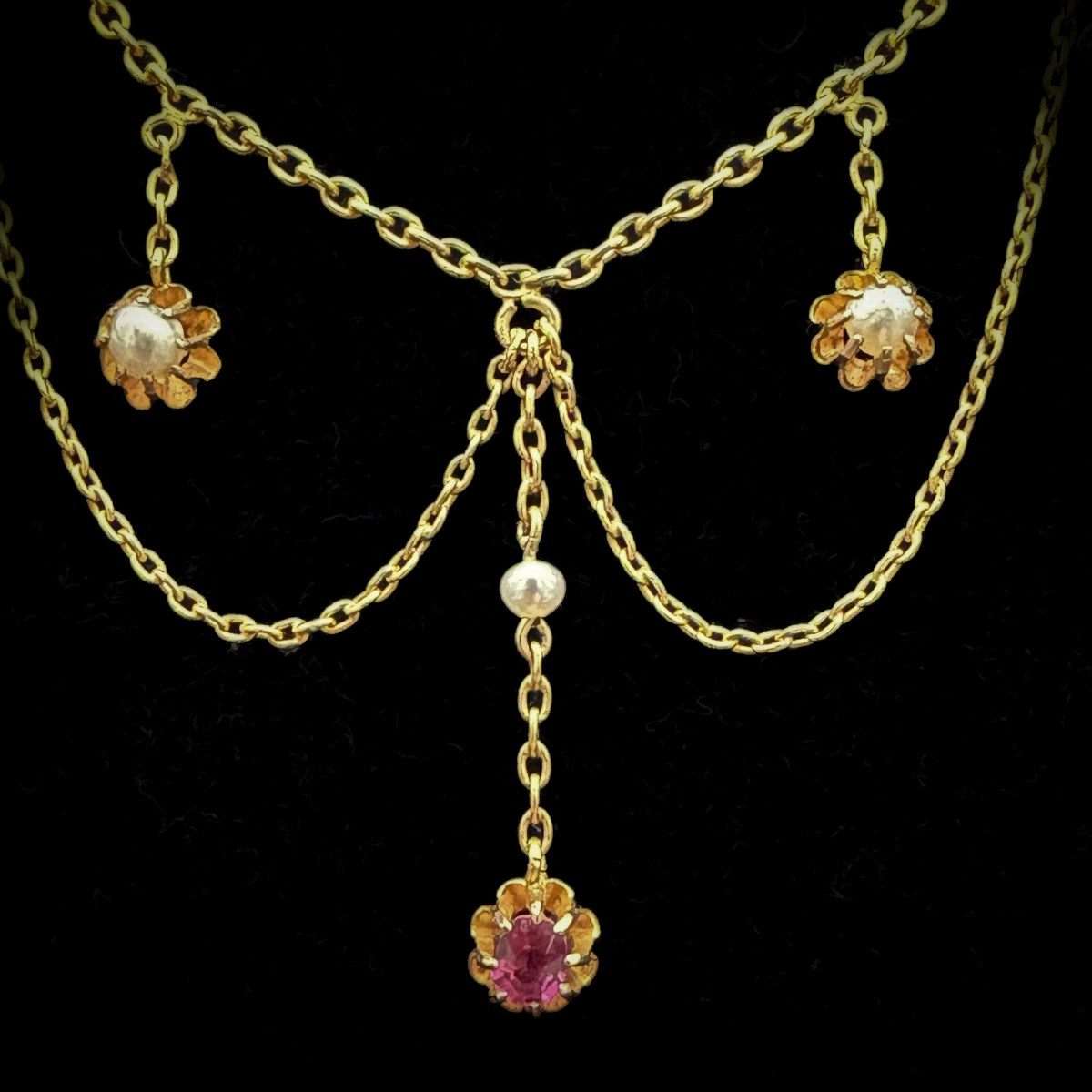 Collier à draperie Napoléon III en or 18 carats, perles fines et grenats – France, XIXᵉ siècle -photo-2
