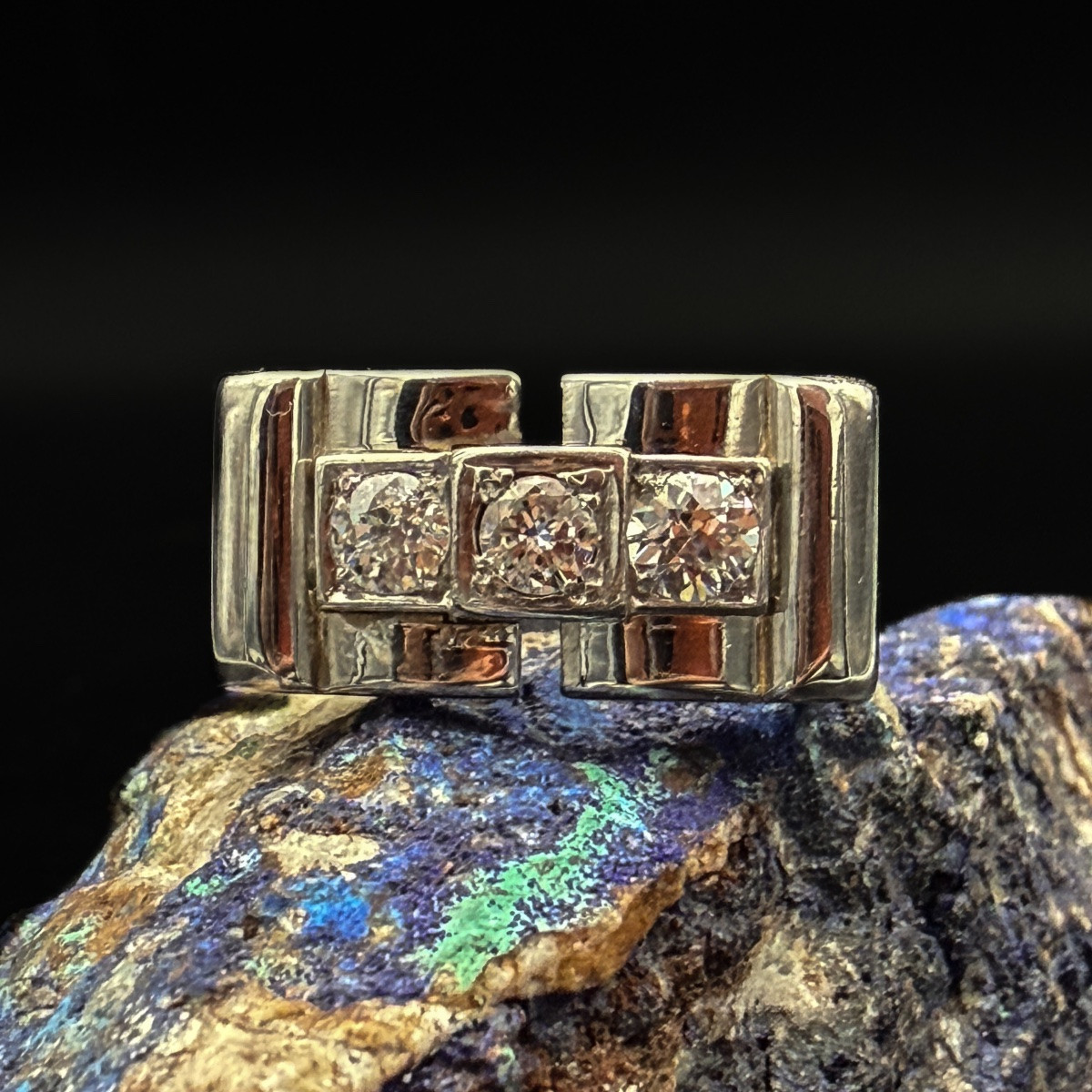 Bague Art déco modèle « Tank » en or 18 carats et diamants  Descriptif  Bague Art déco-photo-1