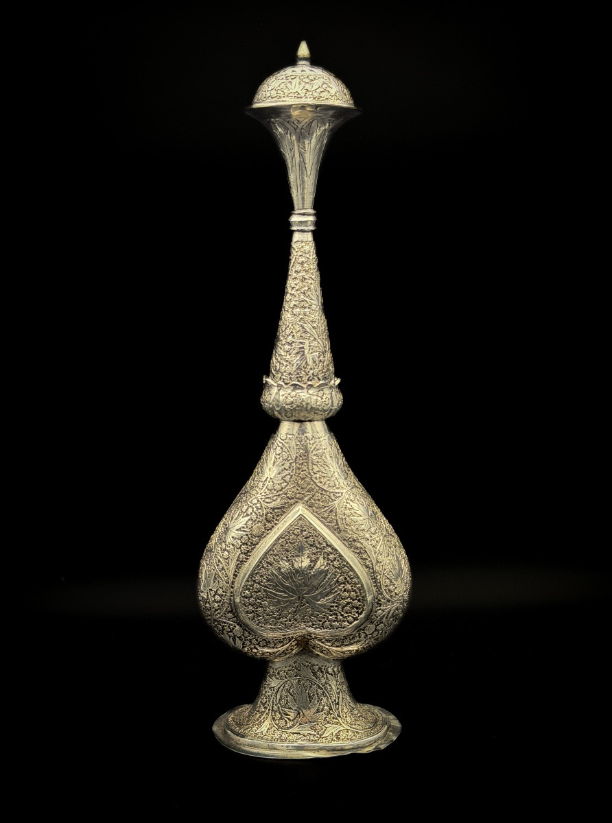 Aspergeoir persan en argent massif, période Qajar, fin XIXᵉ siècle  